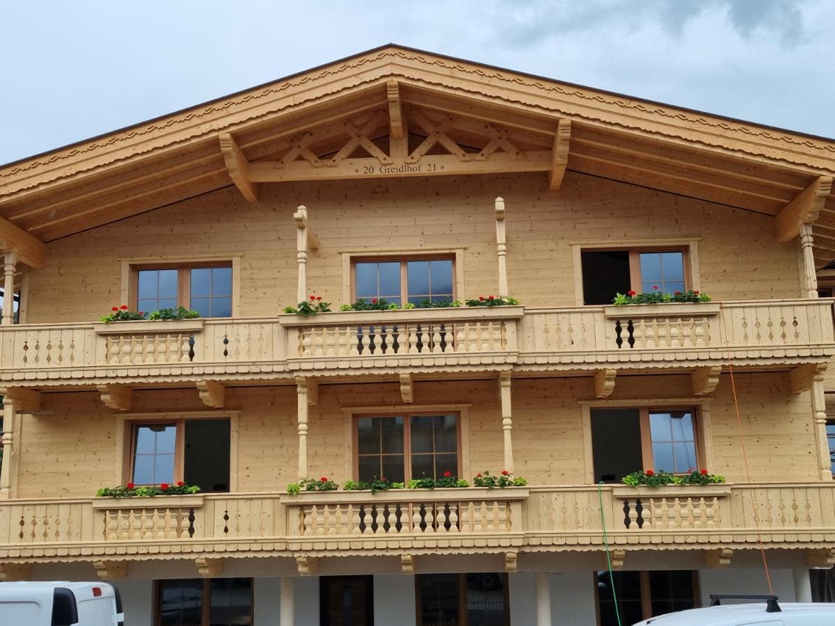 Greidlhof Alpstyle Apartments Fügen Kültér fotó